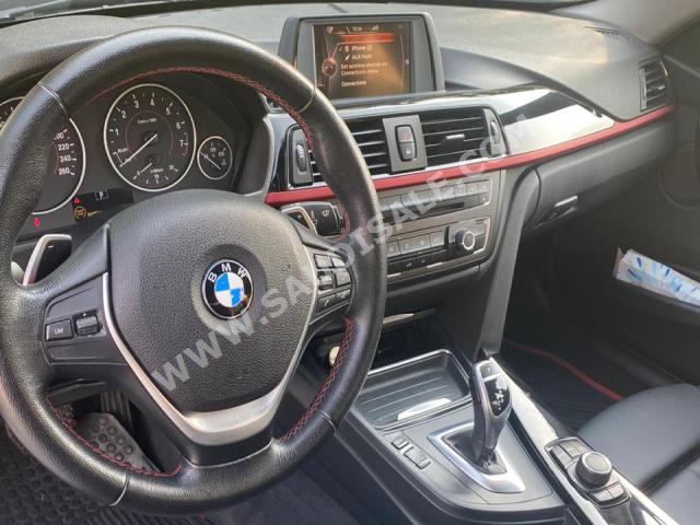 2015 BMW 3 Series 320i
