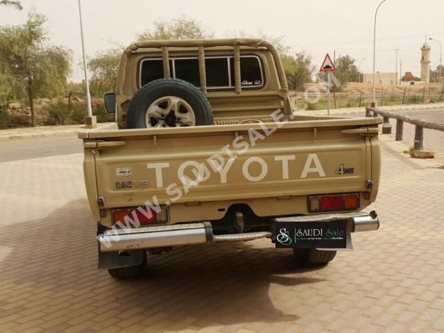 2010 تويوتا لاند كروزر شاص