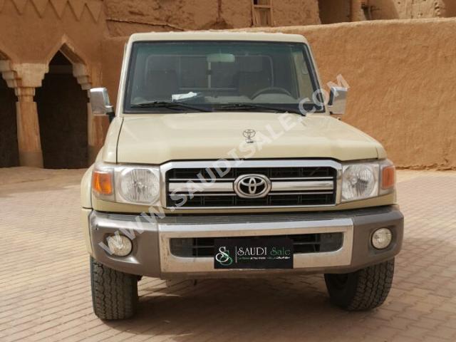 2010 تويوتا لاند كروزر شاص