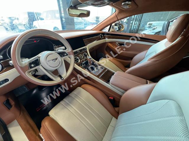 2019 بنتلي كونتيننتل جي تي