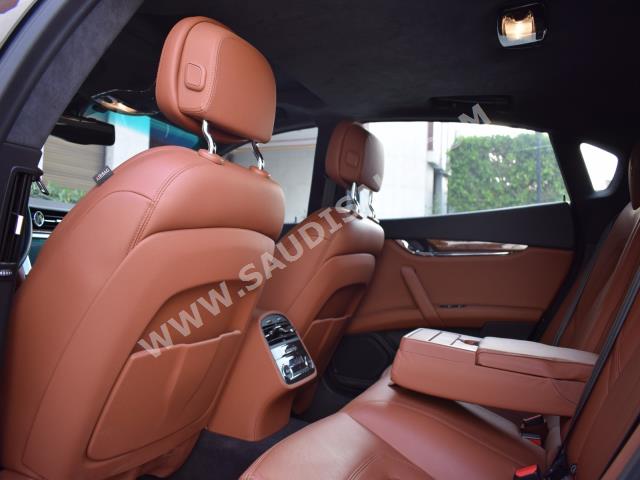 2014 Maserati Quattroporte GTS