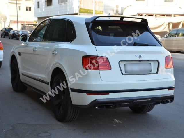 2018 بنتلي بنتايجا