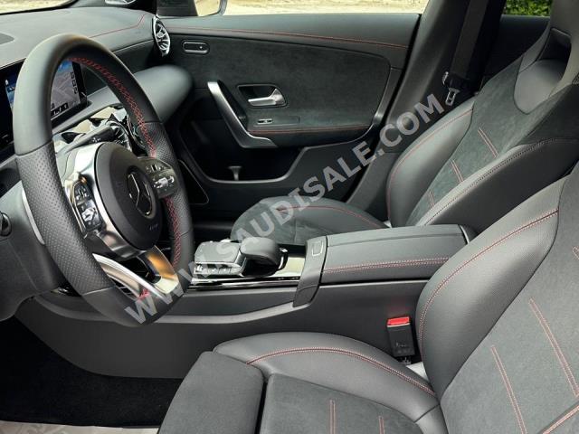 2022 مرسيدس - بنز سي إل أي 250 أي إم جي