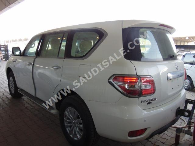 2015 Nissan Patrol SE