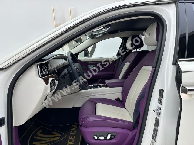 2021 رولز رويس قوست