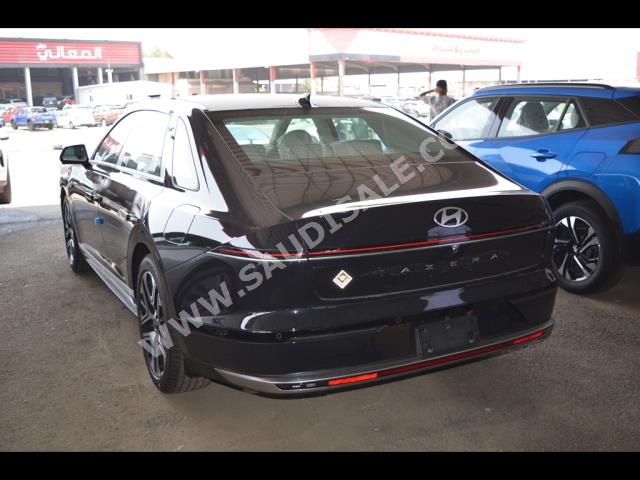 2024 هيونداي ازيرا