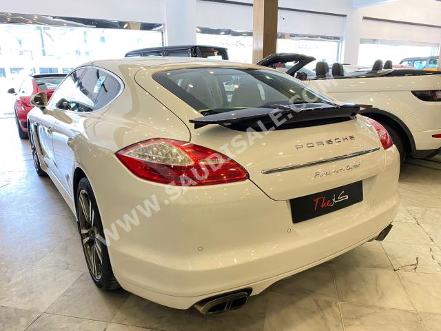 2010 بورش بانميرا توربو