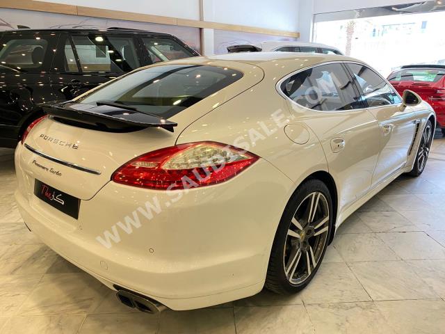 2010 بورش بانميرا توربو