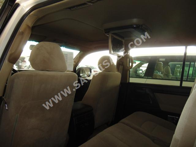 2010 Toyota Land Cruiser GXR