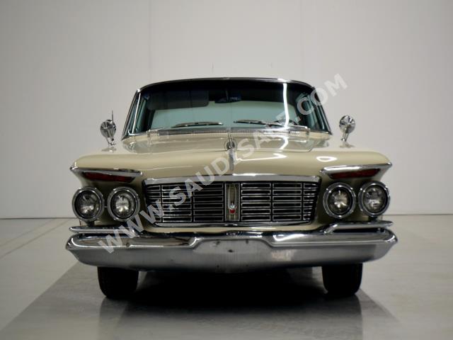 1963 Chrysler Imperial crown