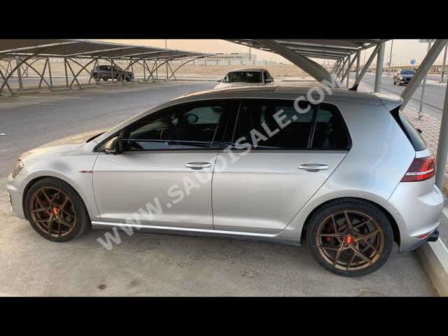 2015 فولكس واجن جي تي اي