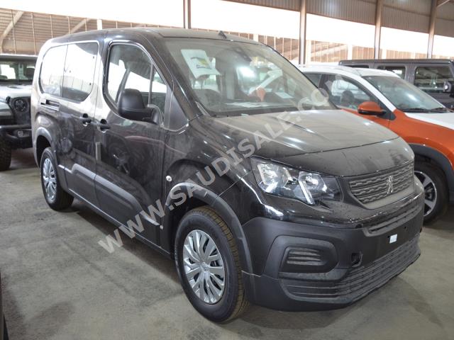 2022 بيجو ريفتر