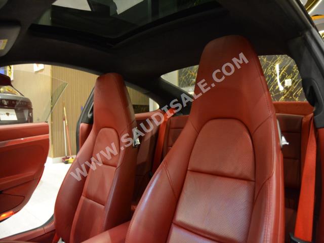 2015 بورش 911 كاريرا