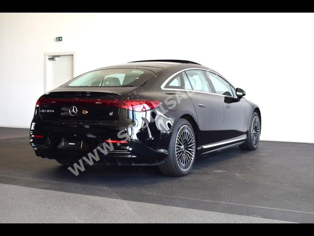 2023 مرسيدس - بنز إي كيو إس 450+