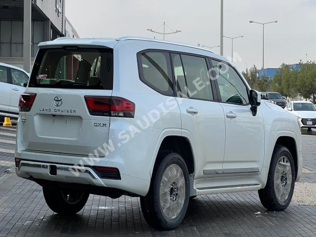 2023 تويوتا لاند كروزر جي اكس ار