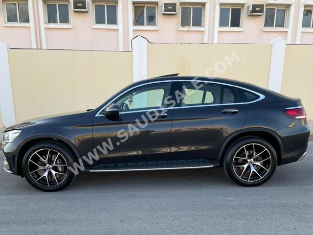 2021 مرسيدس - بنز جي إل سي 200 كوب