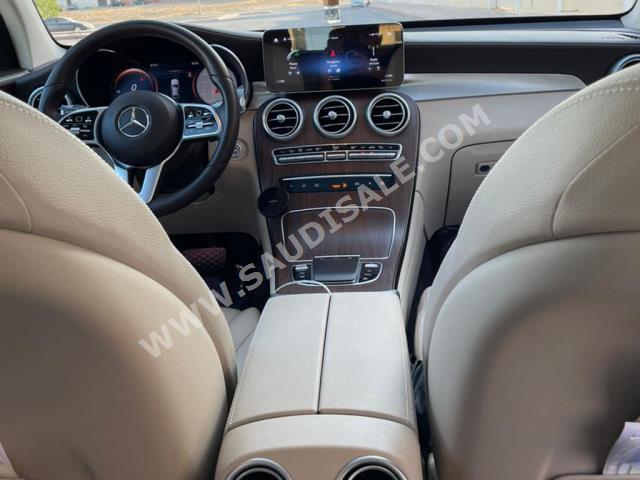 2021 مرسيدس - بنز جي إل سي 200 كوب