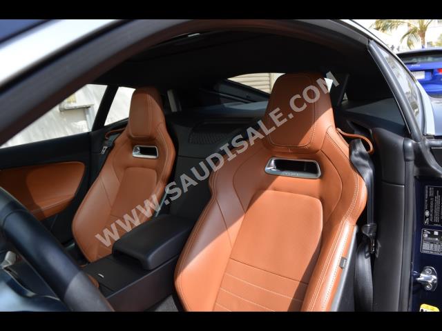 2020 جاكوار اف-تايب ار