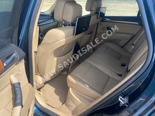 2013 بي ام دبليو الفئة اكس 6