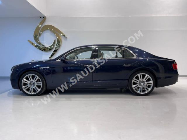 2016 بنتلي كونتيننتل فلاينج سبير