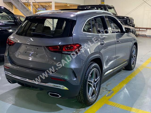 2023 مرسيدس - بنز جي إل أي 200