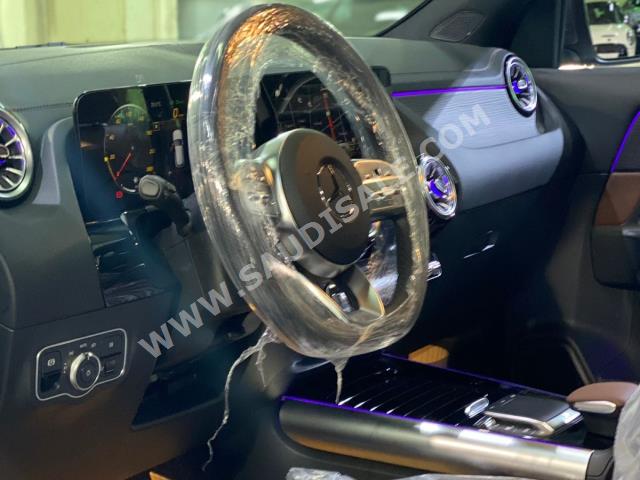 2023 مرسيدس - بنز جي إل أي 200