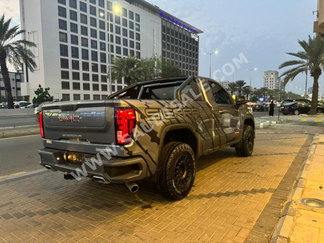 2021 جي ام سي سييرا اليفيشن