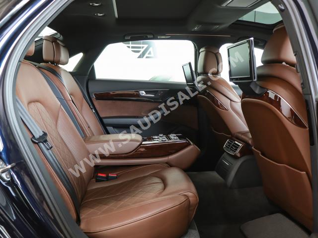 2011 اودي اي 8 ال