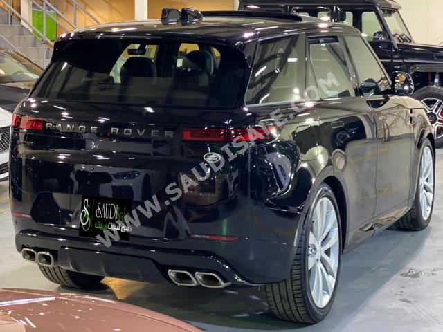 2023 لاند روفر رينج روفر سبورت فيرست اديشن