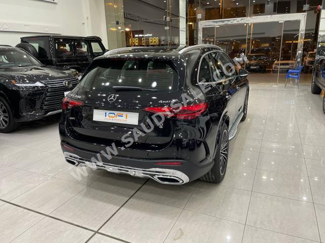 2023 مرسيدس - بنز جي إل سي 200