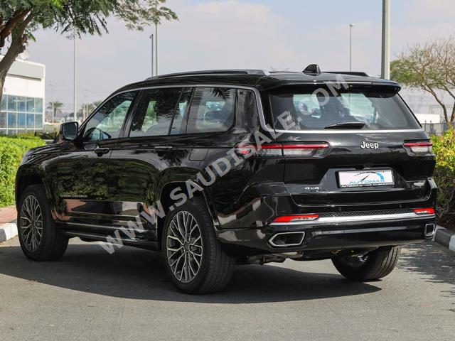 2023 Jeep Grand Cherokee Summit