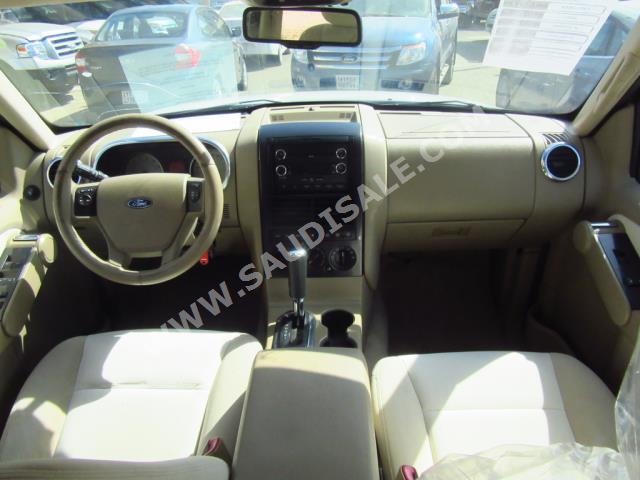 2010 فورد اكسبلورر