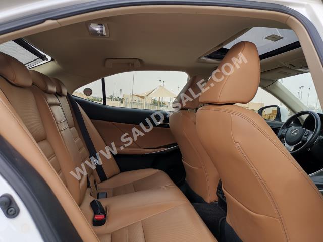 2014 Lexus IS 350