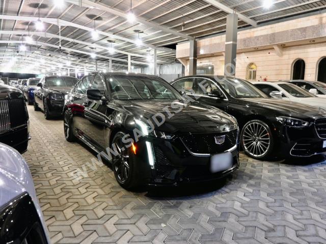 2022 كاديلاك سي تي 5