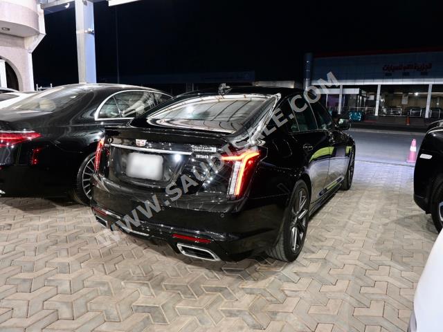 2022 كاديلاك سي تي 5