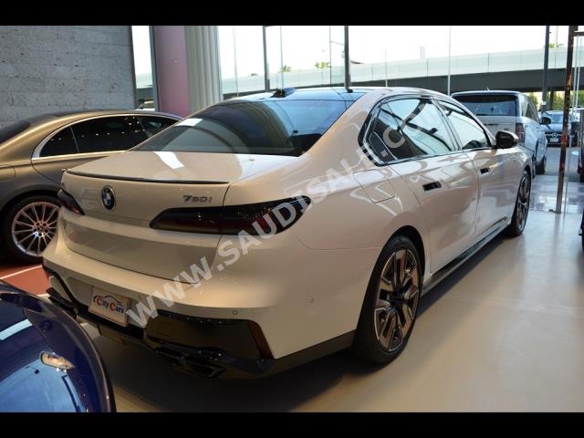 2023 بي ام دبليو الفئة السابعة 760 إل أي