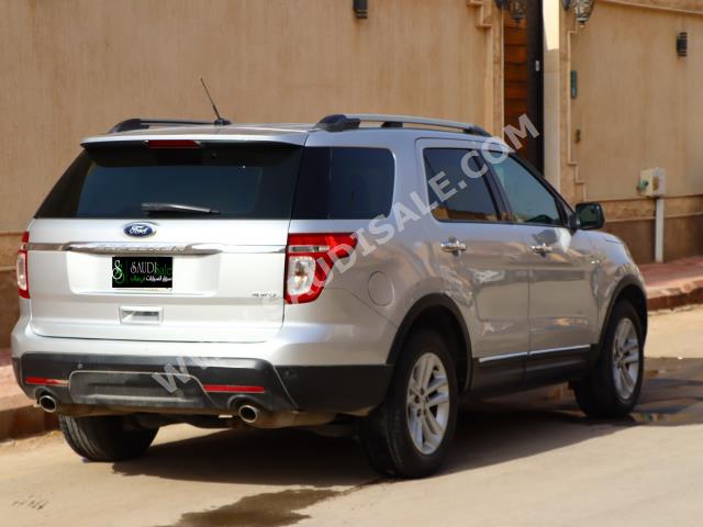 2013 فورد اكسبلورر