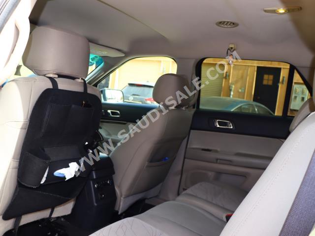 2013 فورد اكسبلورر