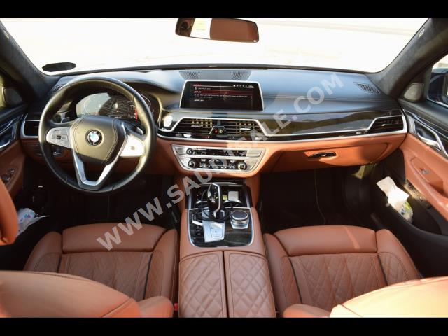 2020 بي ام دبليو الفئة السابعة 740 إل أي