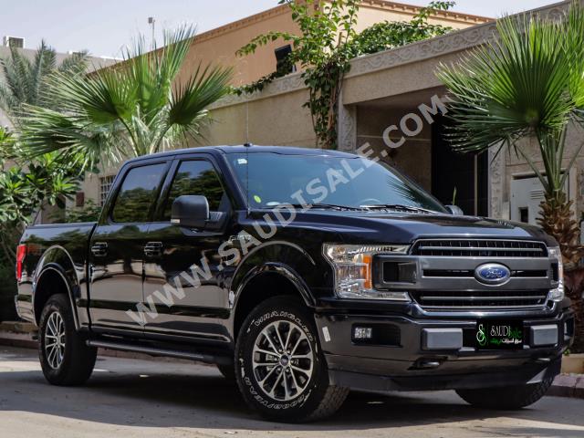 2019 فورد اف 150 اكس ال تي