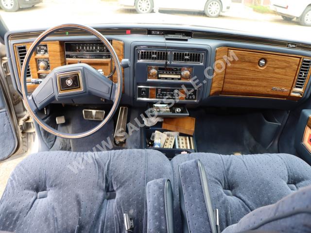 1984 كاديلاك ديفيل