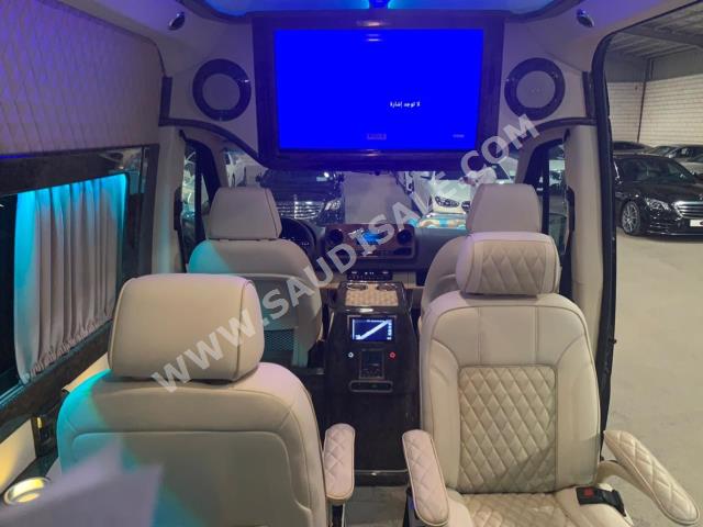 2021 مرسيدس - بنز سبرنتر