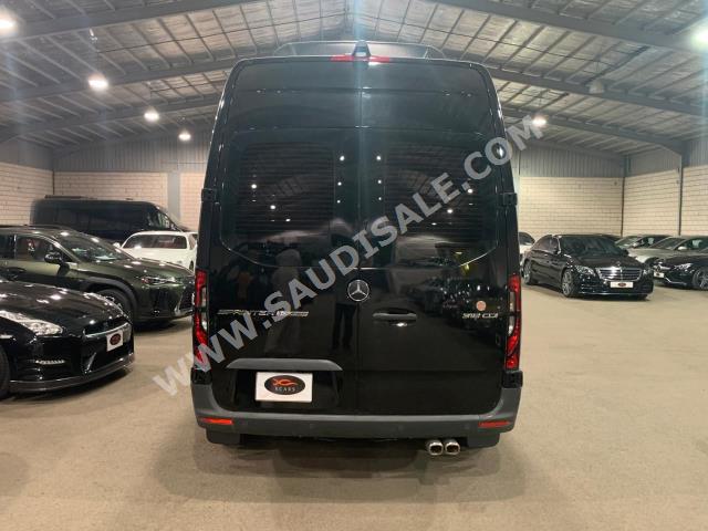 2021 مرسيدس - بنز سبرنتر