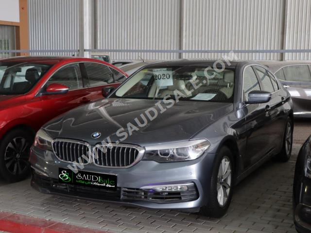 2020 بي ام دبليو الفئة الخامسة 520 أي