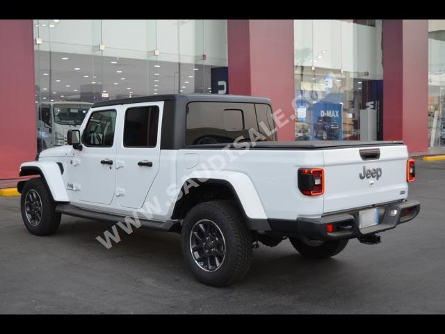 2021 جييب جلادياتور