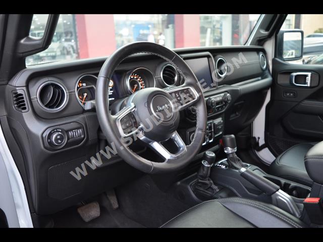 2021 جييب جلادياتور