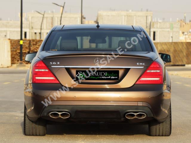 2010 مرسيدس - بنز إس 350 أي إم جي