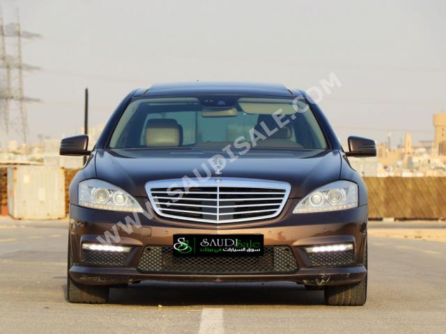 2010 مرسيدس - بنز إس 350 أي إم جي