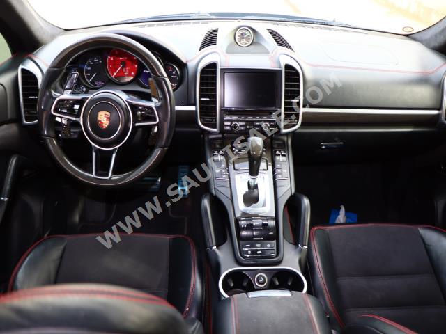 2016 بورش كايين جي تي اس