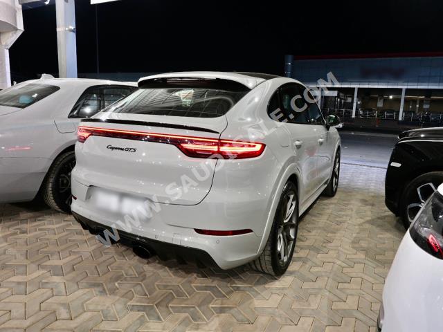 2022 بورش كايين جي تي اس